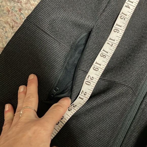 New Lululemon long rain coat - Picture 7 of 10